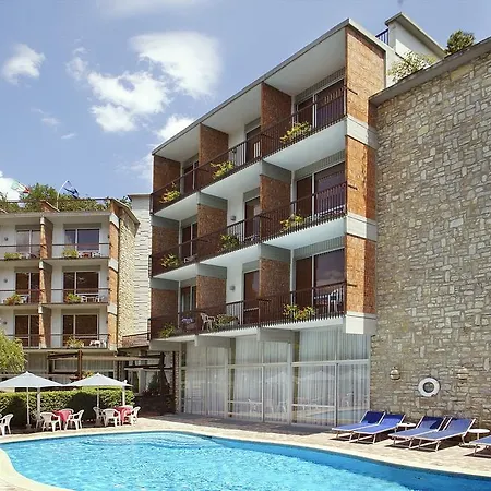Cristallino & Suites 4*