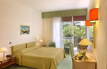 Cristallino & Suites 4* モンテカティーニ・テルメ
