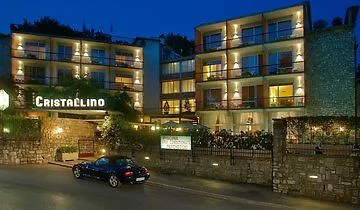 ホテル Cristallino & Suites